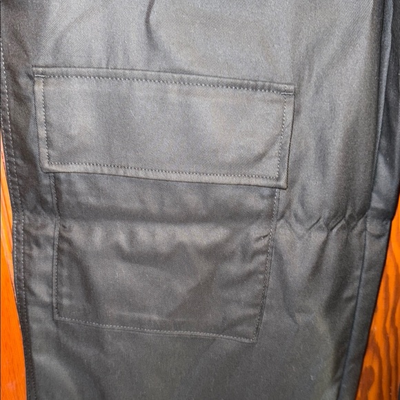 Banana Republic Black High-Rise Cargo Pants - Picture 4 of 11